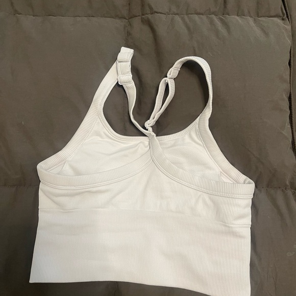 Worn one time alo yoga shirt - Picture 3 of 5